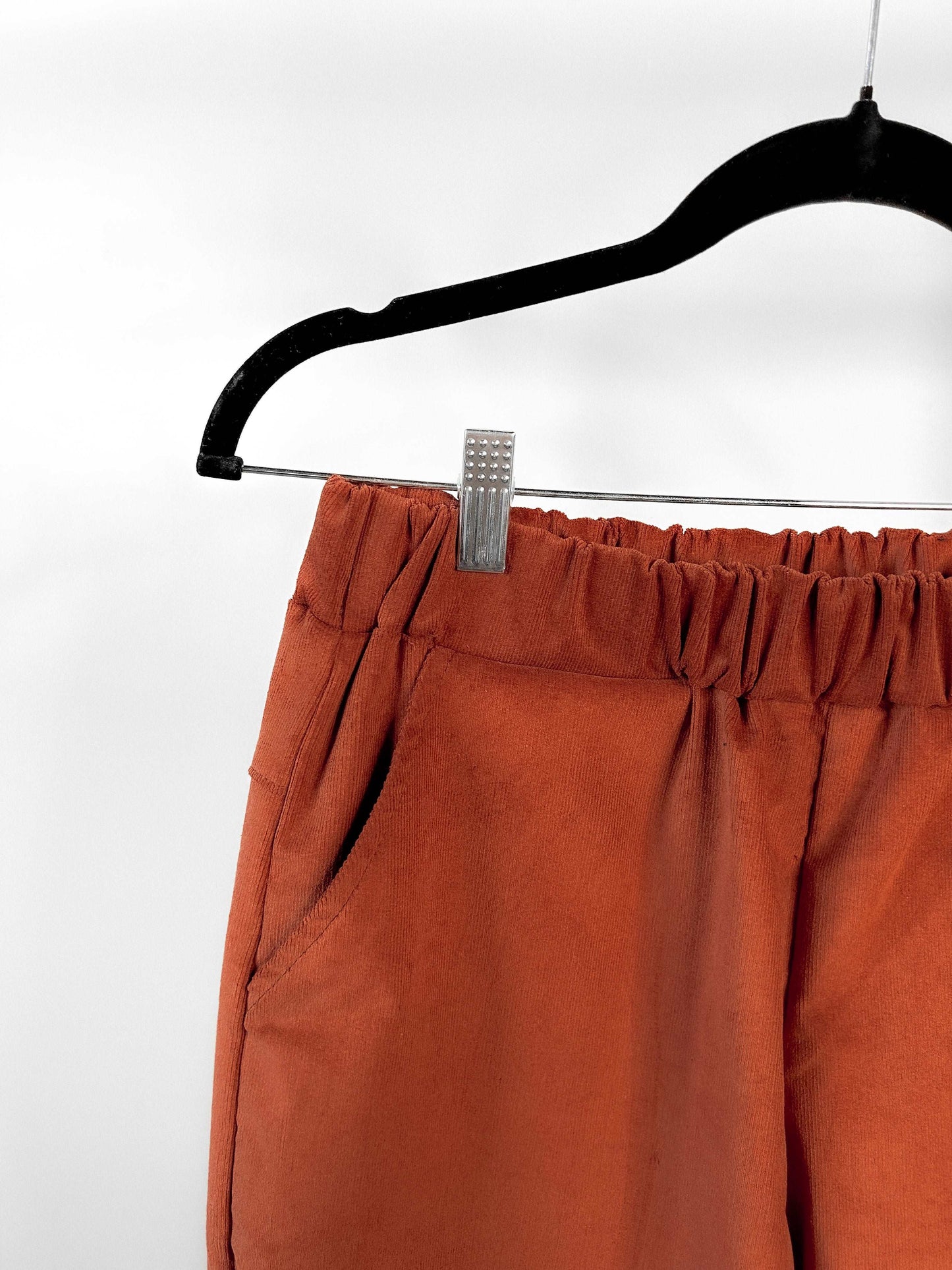 Organic Cotton sustainable rust corduroy pants