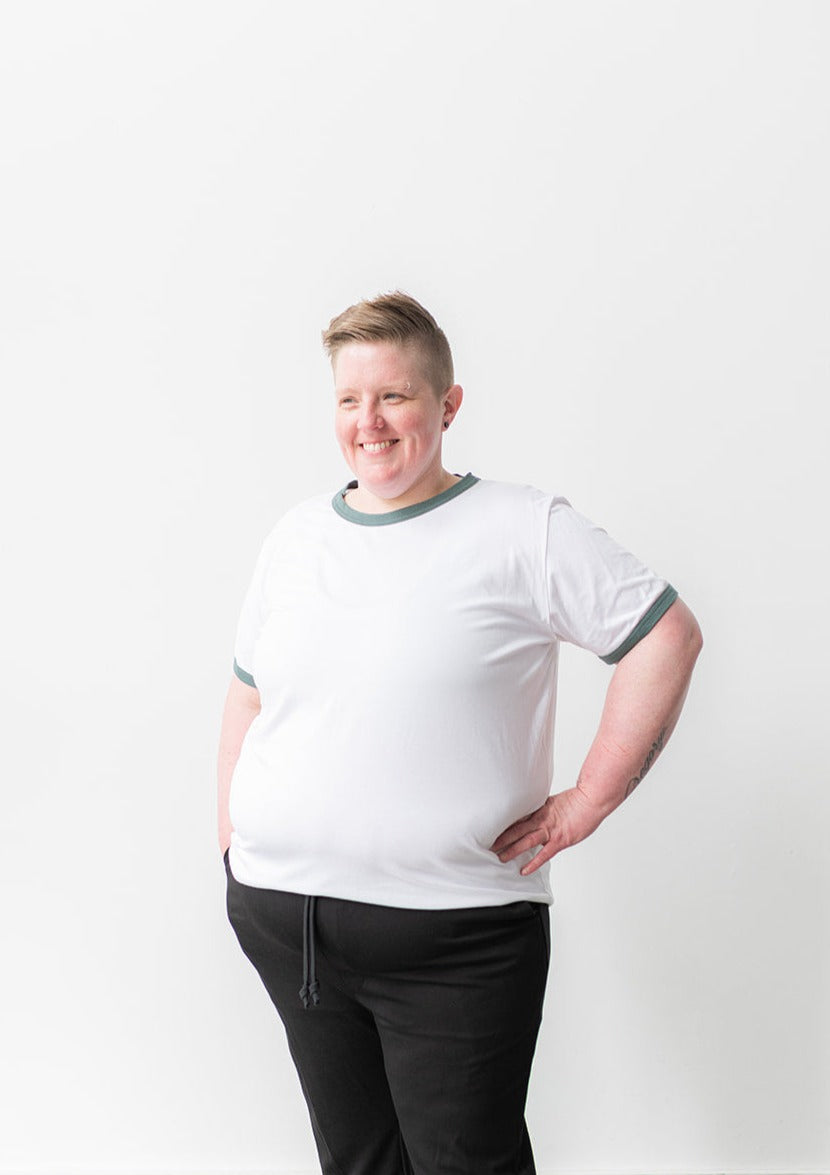 Le t-shirt Perfect Ringer en blanc/palme