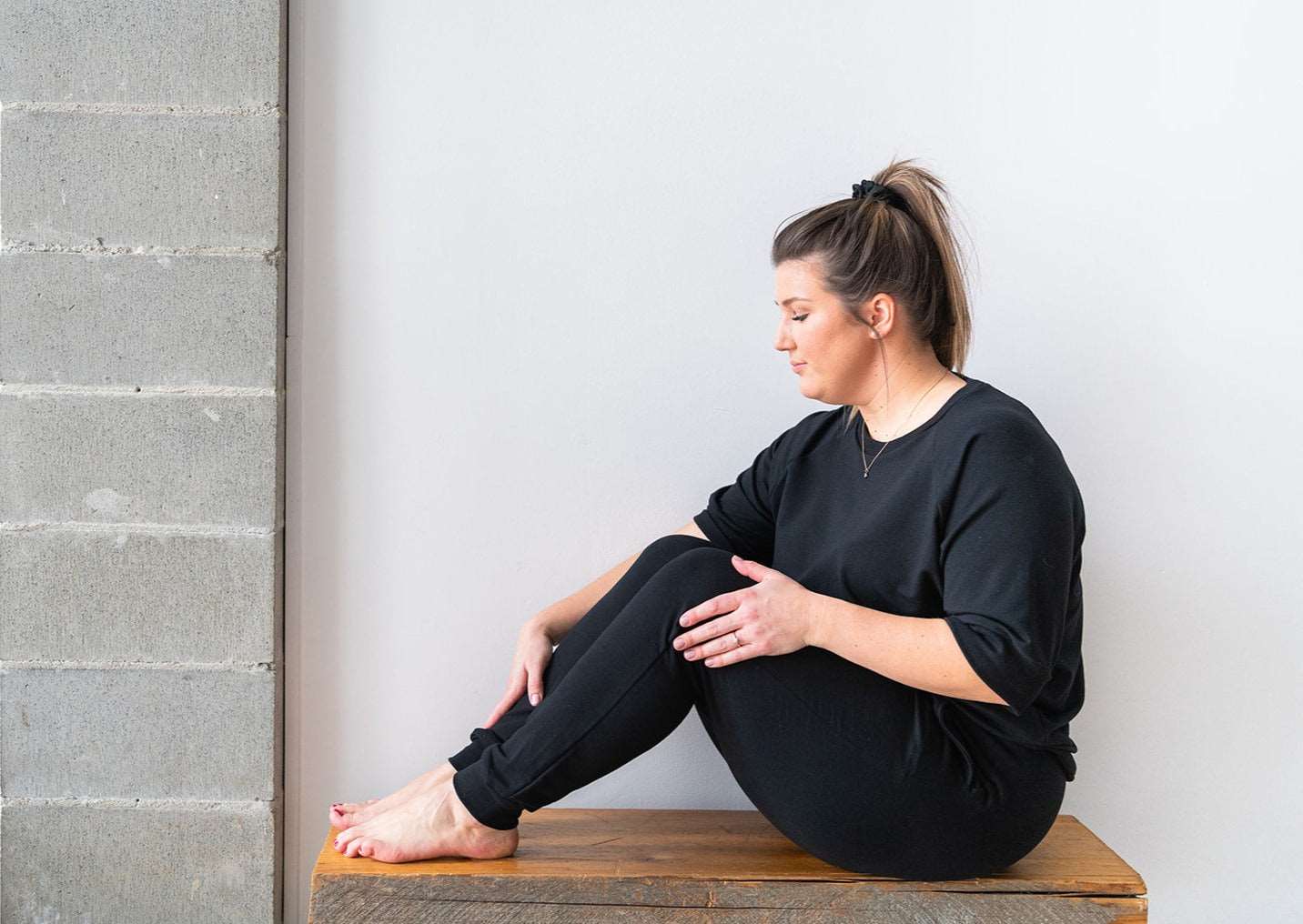 The Short Sleeve Pullover in Black